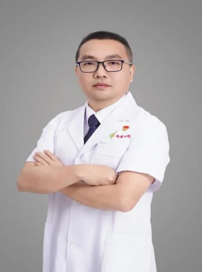 李沛琪照片